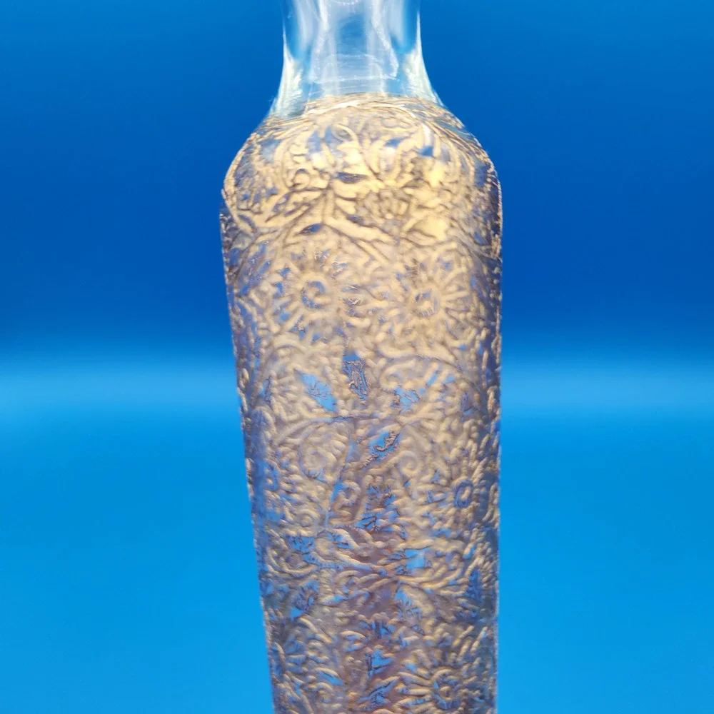 Vintage Glastonbury (?) Lotus Ruffle Top Glass Bud Vase‎ with Gold Overlay